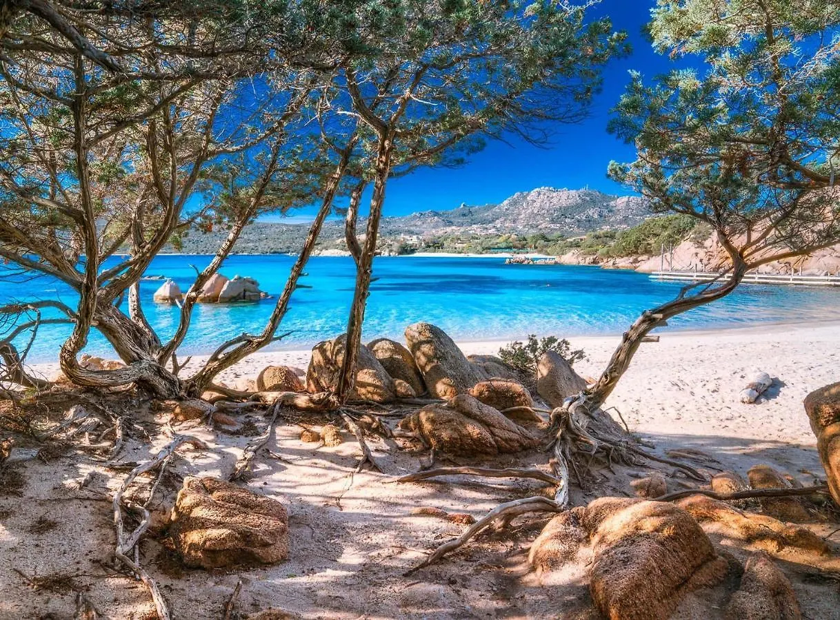 Sardinia Family Villas - Cannigione Beach Apartments Italie