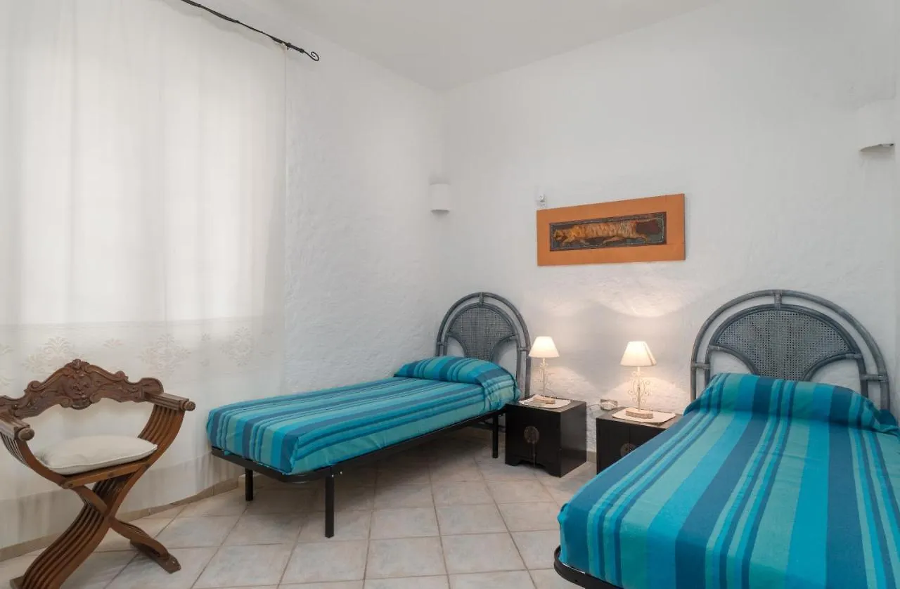 Sardinia Family Villas - Cannigione Beach Apartments