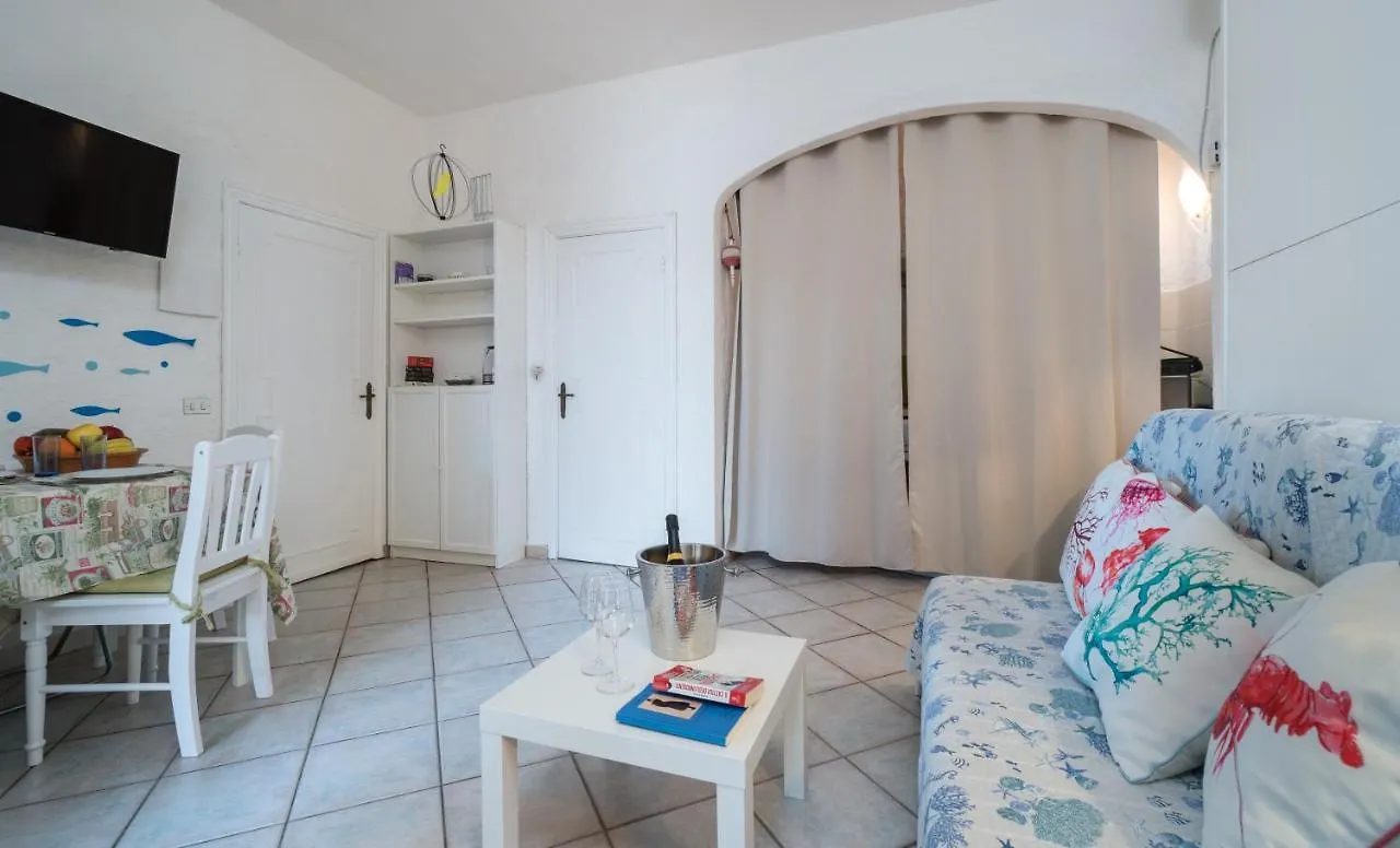 Sardinia Family Villas - Cannigione Beach Apartments Italy