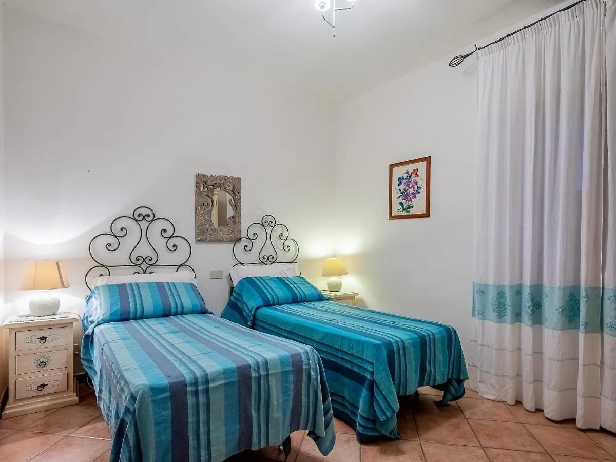 Sardinia Family Villas - Cannigione Beach Apartments Italy