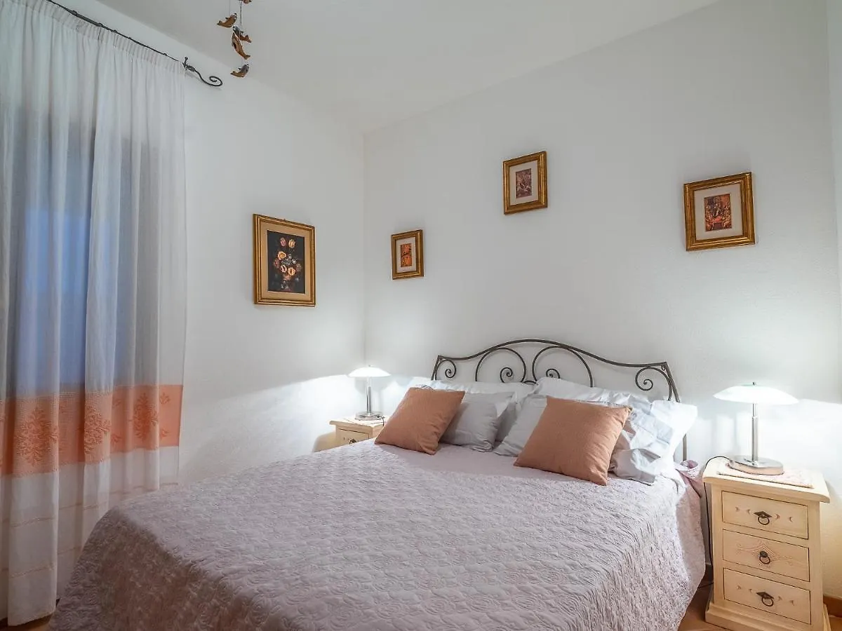 Sardinia Family Villas - Cannigione Beach Apartments
