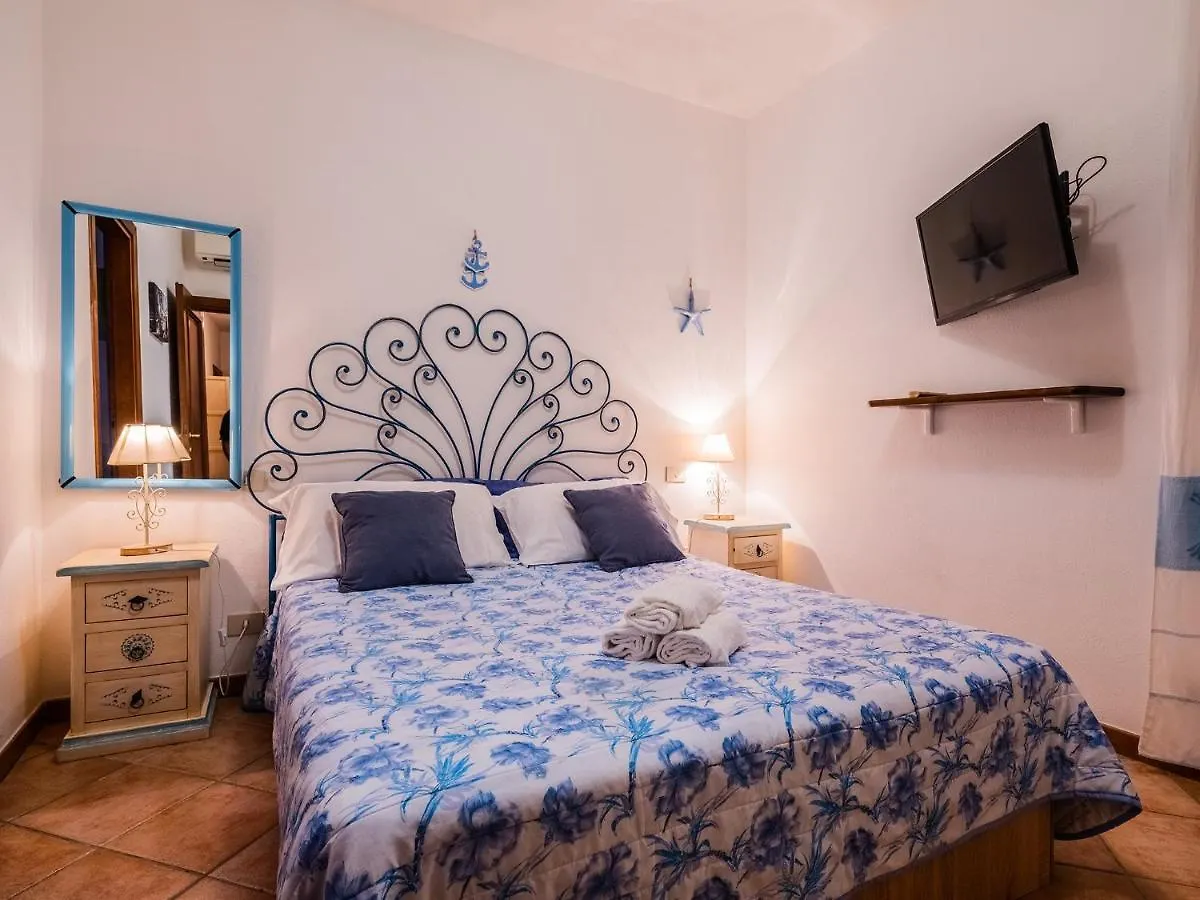 Sardinia Family Villas - Cannigione Beach Apartments 0*,  Italie