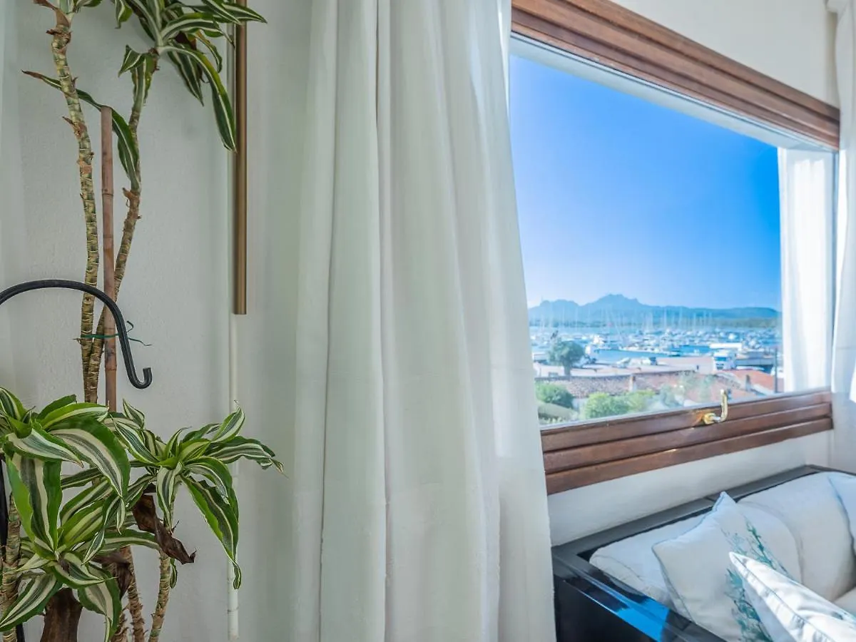 Sardinia Family Villas - Cannigione Beach Apartments