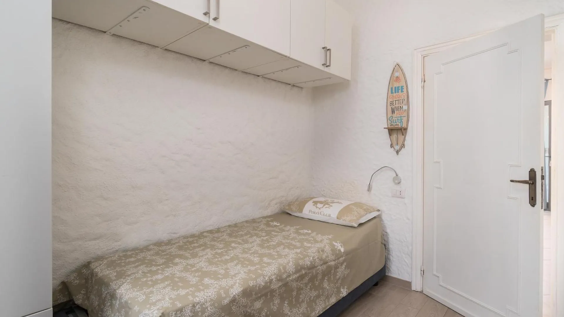 Sardinia Family Villas - Cannigione Beach Apartments
