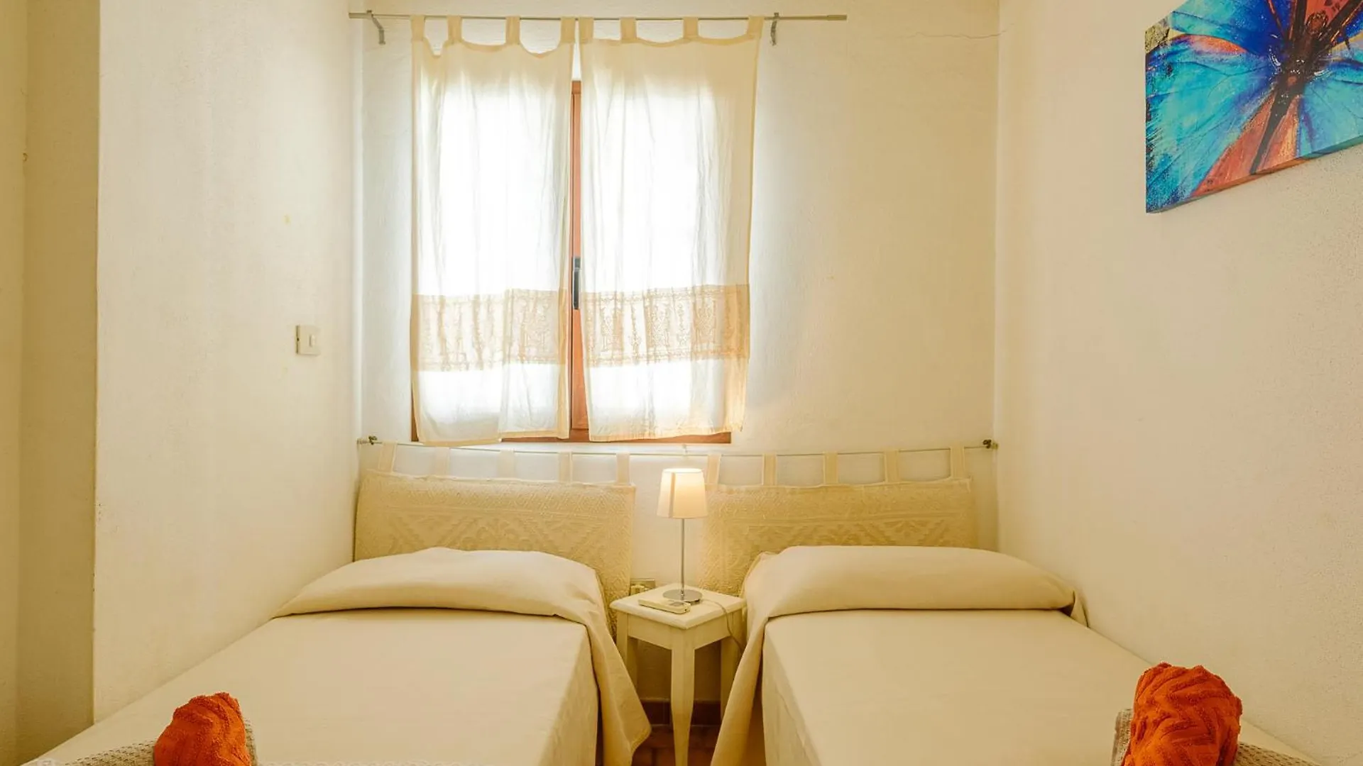 Sardinia Family Villas - Cannigione Beach Apartments Italie
